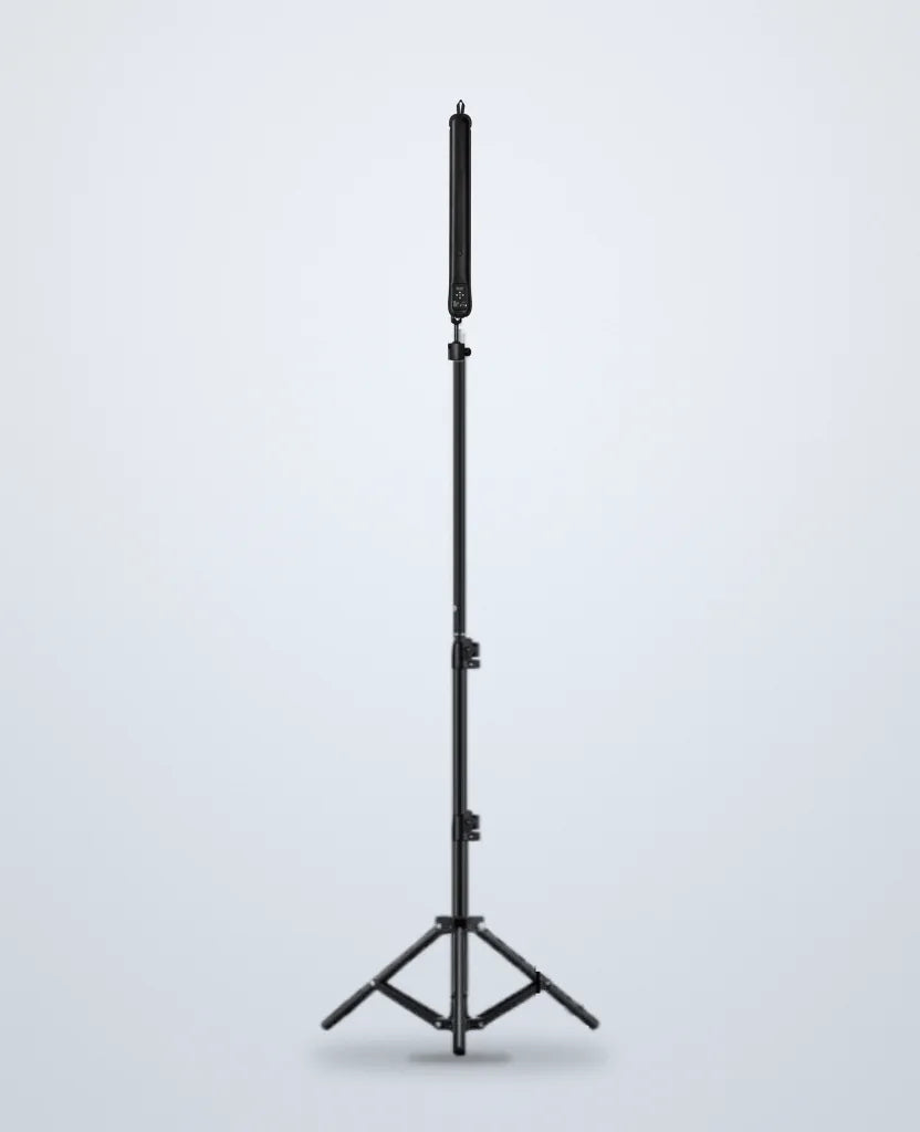 The Creator Lamp on the Tripod at full height, mounted on its ball head